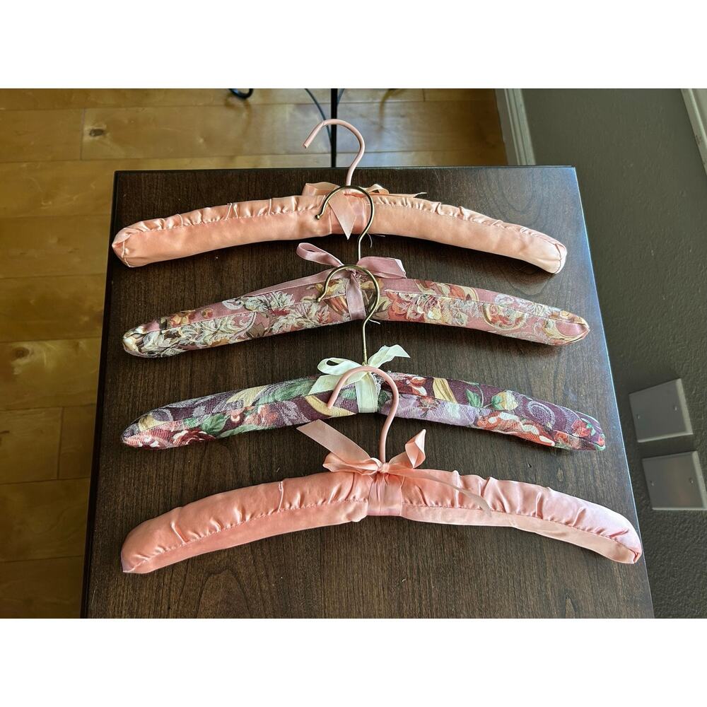 4 Vintage satin padded hangers delicate ribbon bows floral pink